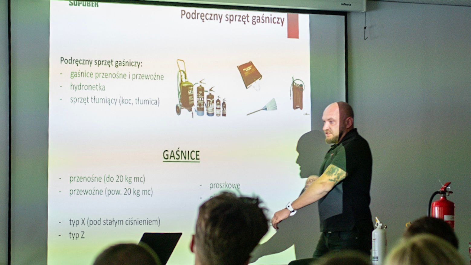 Pracownicy Cracovii przeszli szkolenie przeciwpożarowe