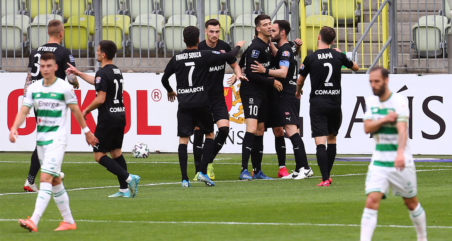 PKO BP Ekstraklasa: Trzy bramki za trzy punkty! Pasy górą w Gdańsku