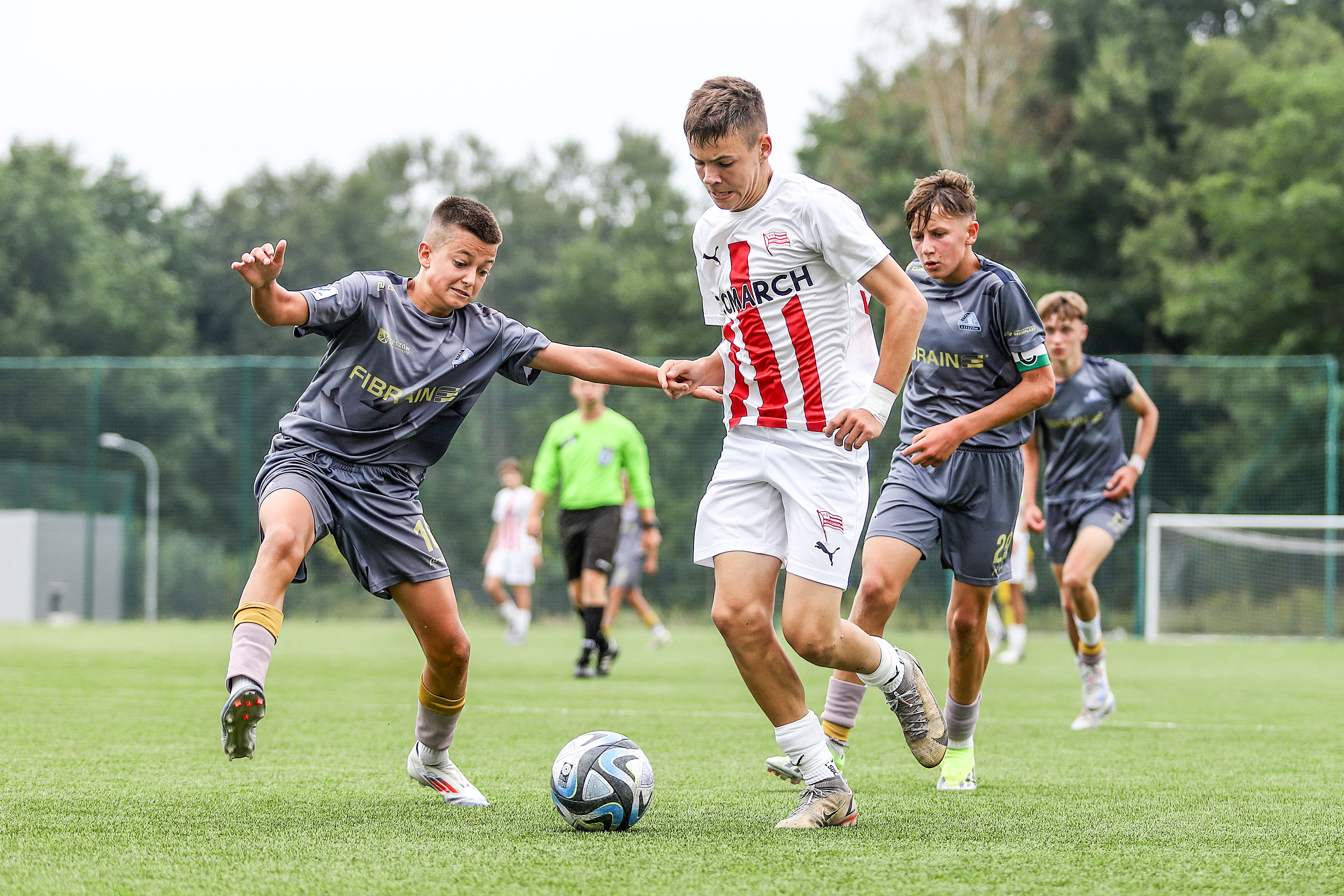 Gra o przełamanie i utrzymanie formy na własnym terenie [Zapowiedź meczów Akademii]