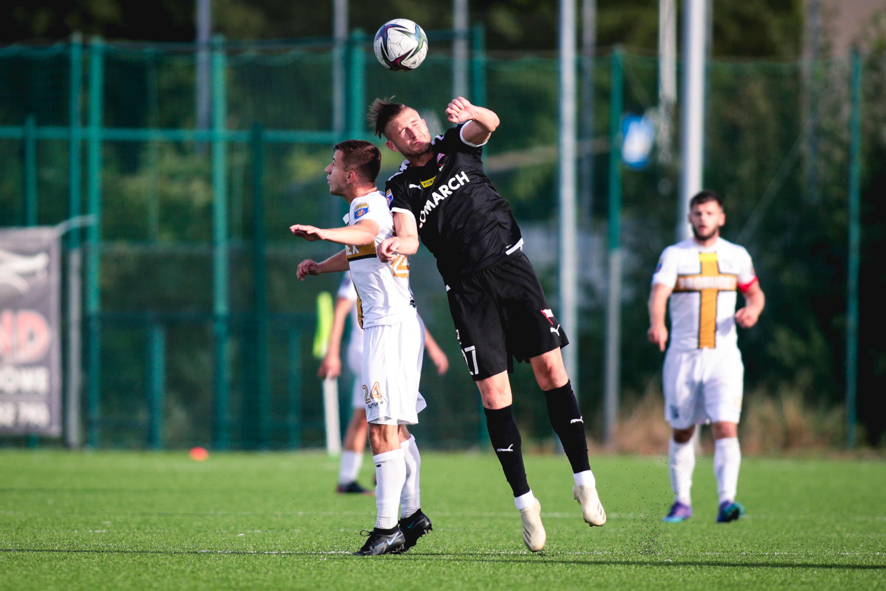 3. Liga, gr. IV:  Minimalna porażka z liderem