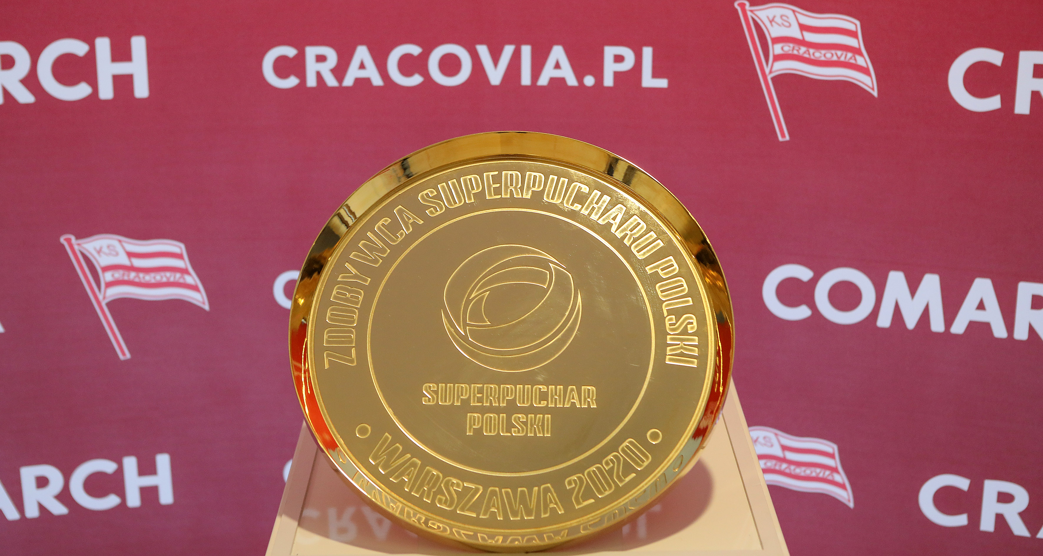 Ruszają indywidualne sesje zdjęciowe z Superpucharem Polski!
