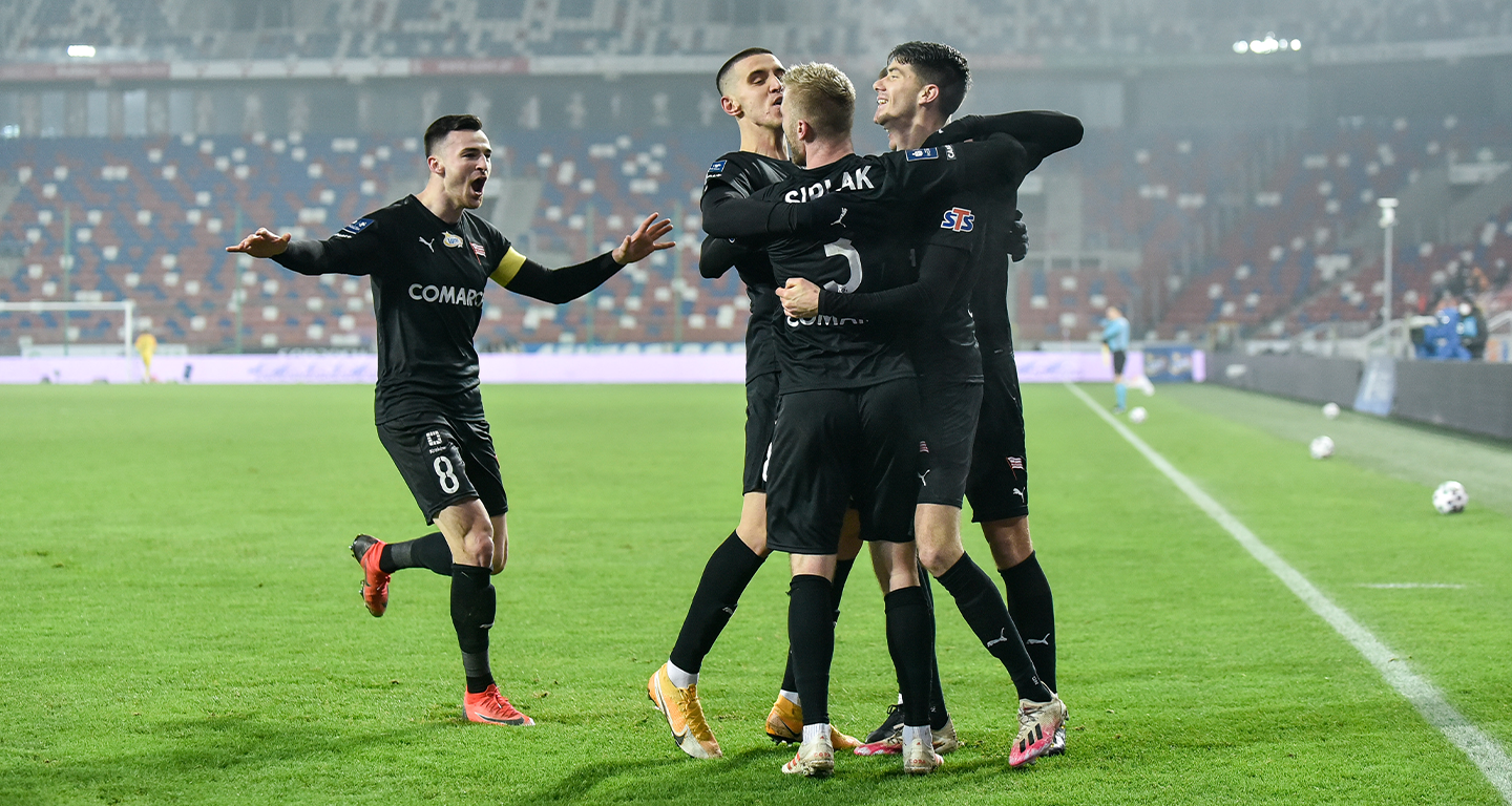 PKO BP Ekstraklasa: Zwycięstwo w Zabrzu na pierwszych zdjęciach