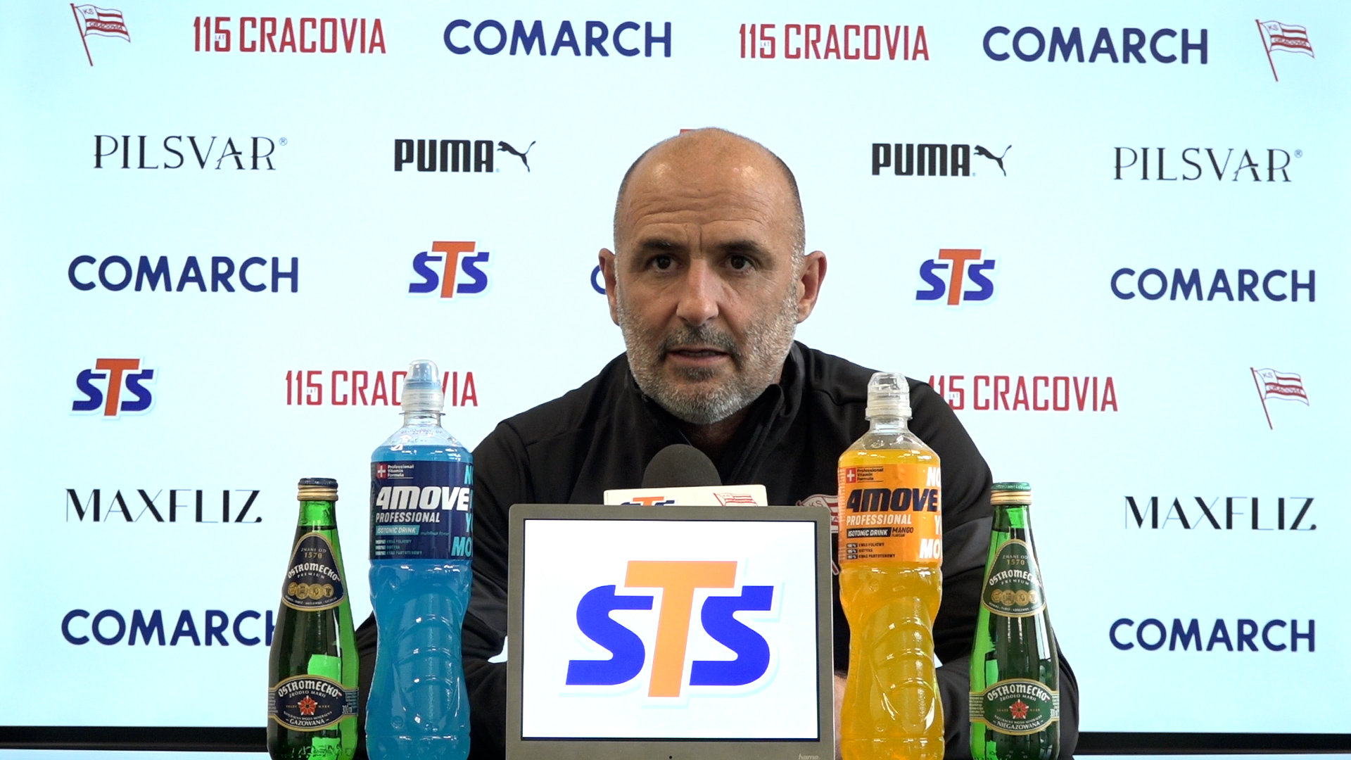 M. Probierz: Nie mamy opuszczonych głów [VIDEO]