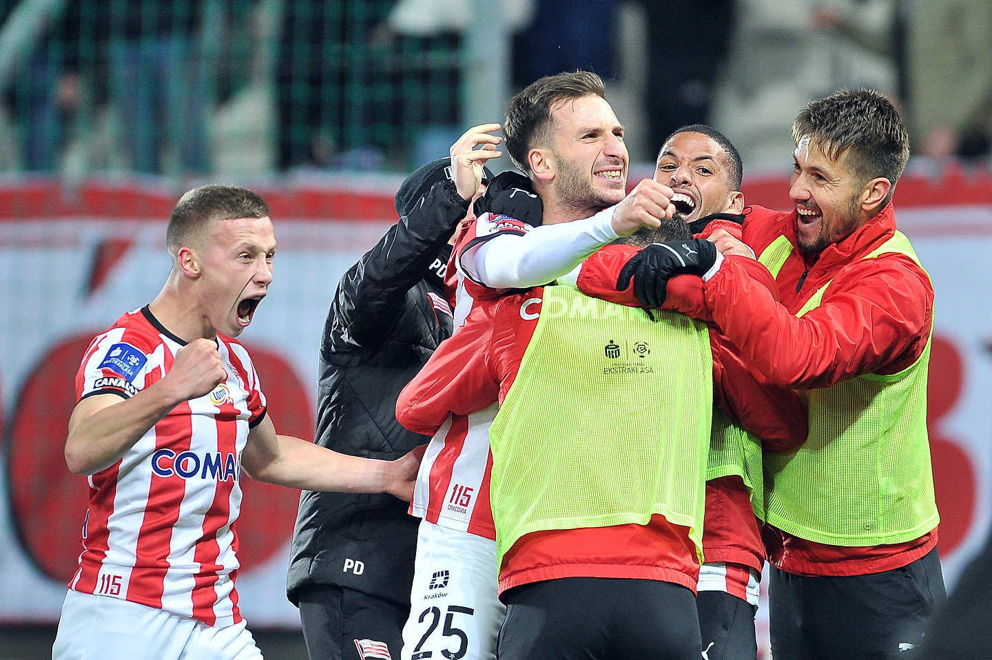 Kakabadze's screamer provides Cracovia with 3 points against Rakow at home!