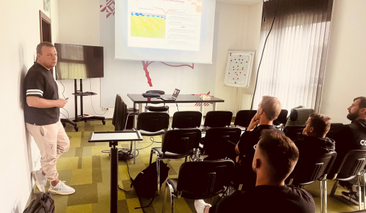 Zygmunt Biliński, członek sztabu reprezentacji Polski U-20, przeprowadził warsztaty szkoleniowe w Akademii Cracovii
