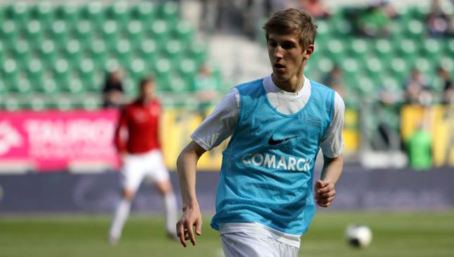 Kontrakt Sebastiana Stebleckiego: Klub dementuje plotki