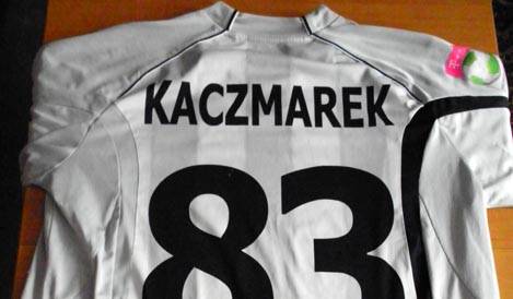 Wylicytuj koszulkę Wojciecha Kaczmarka!