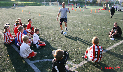 Alex poprowadził trening i zaprasza na sektor rodzinny!