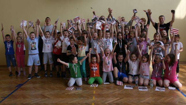 "Lekcja WF-u z Cracovią" w SP NR 130 w Krakowie [FOTO]