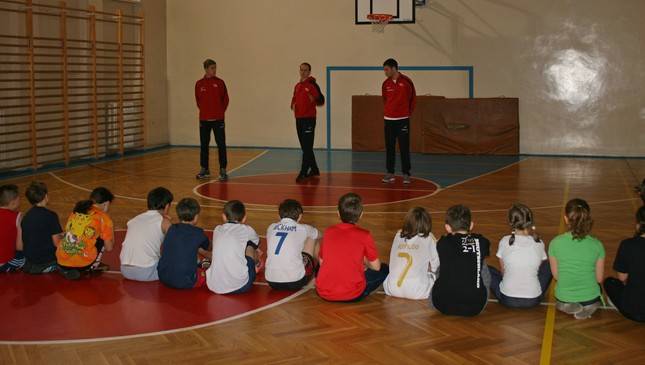 Kosanović i Steblecki zorganizowali dzieciom WF