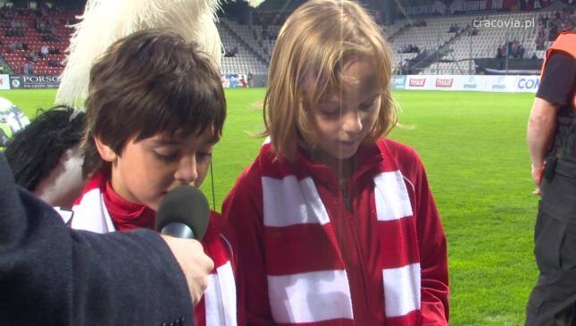 Młodzi piłkarze Akademii Mistrzów Cracovia w roli spikerów!