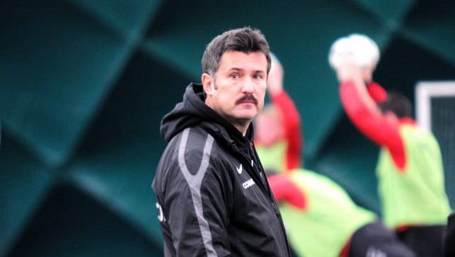 Trener Stawowy przed meczem z Widzewem
