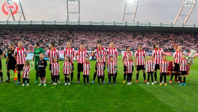 Ceny karnetów i biletów na wiosenne mecze Cracovii