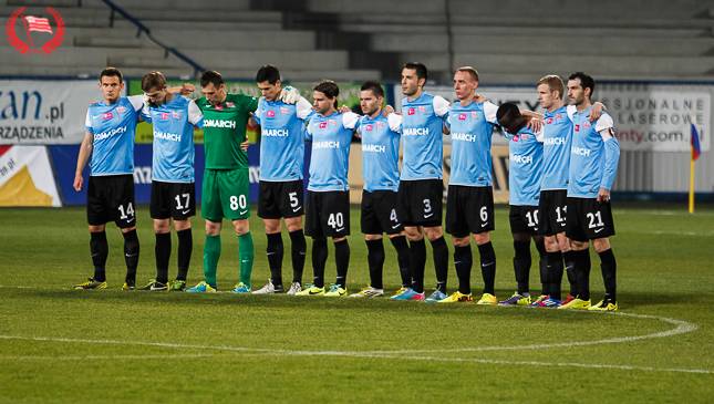 Minuta ciszy przed meczem z Koroną Kielce