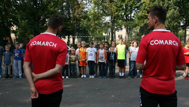 Wracamy z "Pasiastą lekcją WF"