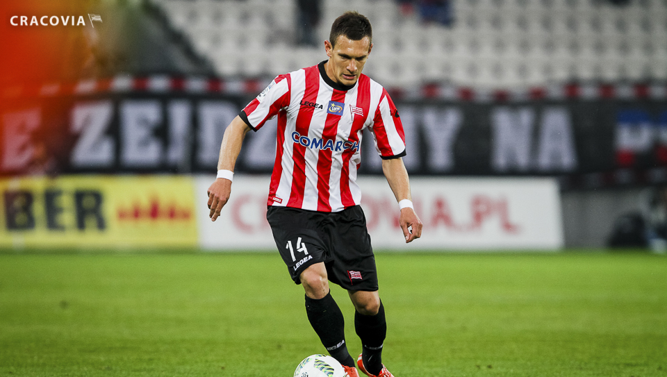 Pasy improve but fail to break down Arka