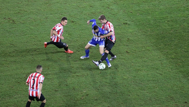 Jakub Wójcicki scores to inflict a 1-0 defeat on Wisła Płock!