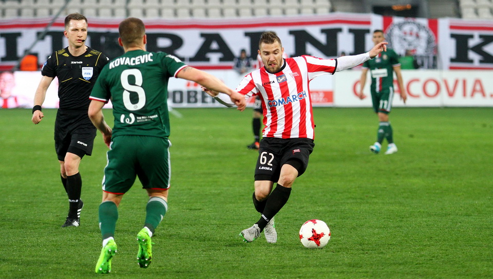 Pasy lose to Śląsk but stay in the Ekstraklasa!