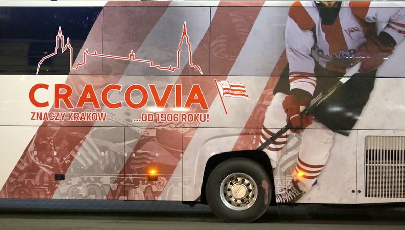 Nowy autokar zawiezie Cracovię na derby! [FOTO, VIDEO]