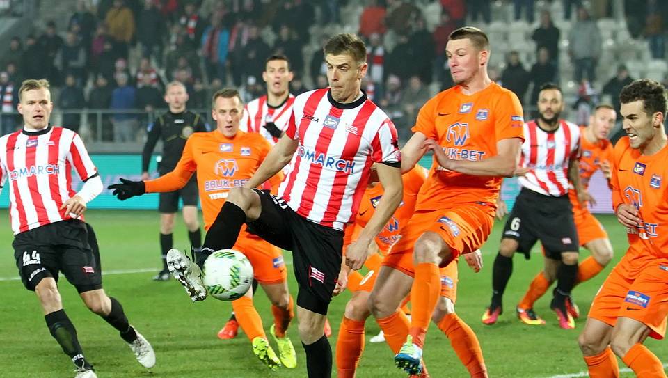 Cracovia bezradna w starciu z Bruk-Bet Termalicą. Trzy punkty odjechały do Niecieczy