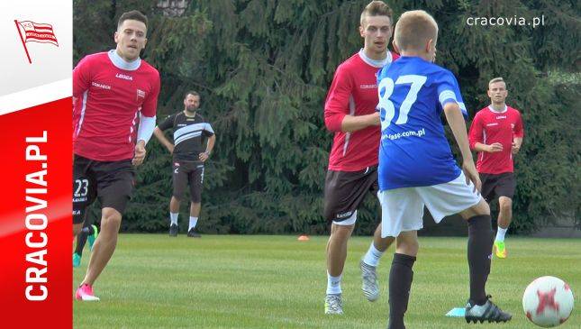 Grodzisk 2017: Niecodzienni goście na treningu Cracovii