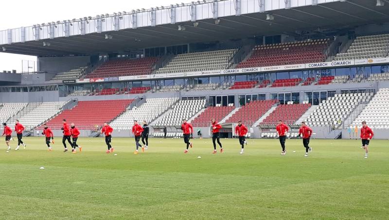 Dzisiaj zajęcia #NaStadionie [FOTO]