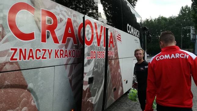Piłkarze Pasów w drodze na obóz do Słowenii!