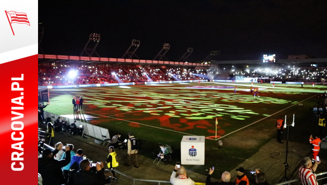 LIGHT SHOW w przerwie meczu z Lechem Poznań 