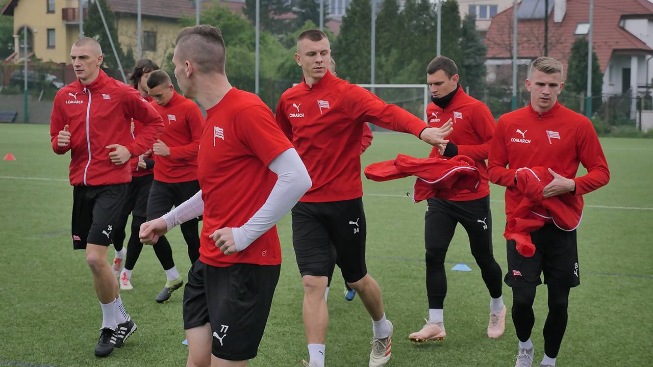 Pasy trenują przed meczem z Lechią [FOTO]