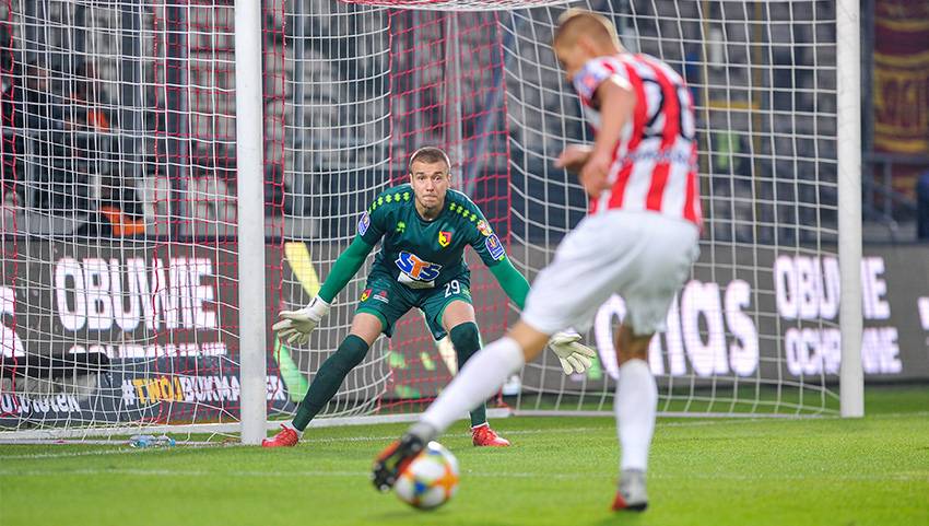 Ubiegłoroczny finalista pokonany - Pasy w kolejnej rundzie Totolotek Pucharu Polski!