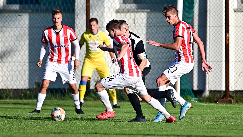 Rezerwy: Strażak Rajsko - Cracovia II, godz. 16:00