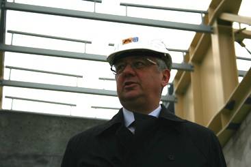 Goście na modernizowanym stadionie