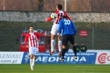 PIAST GLIWICE - CRACOVIA godz. 17