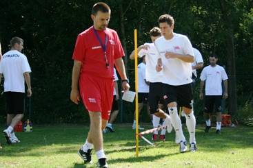 CRACOVIA - AGOVV APELDOORN godz. 16