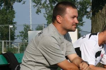 <i>Futbol to nie jest gra dla miłych chłopców</i>